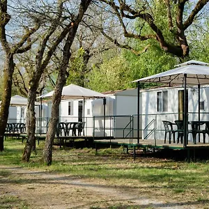 Camping La Chiocciola , Capannole Italië