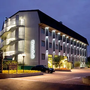 hotel-sporting-cologno.it-lombardy.com/