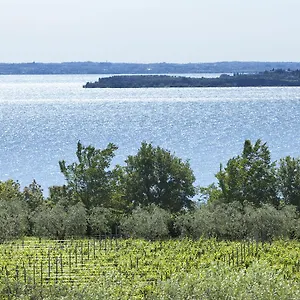 Agrigturismo Monte Cicogna , Moniga del Garda Italië
